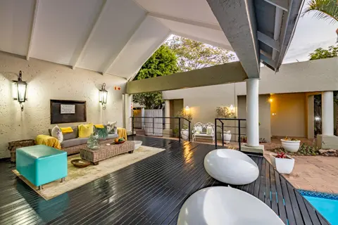 Loerie's Call Guest House & Francolin Lodge