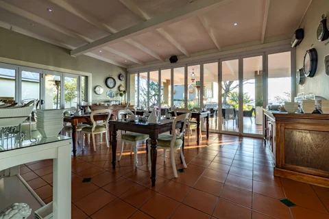 Facilities | Loerie's Call Guest House & Francolin Lodge