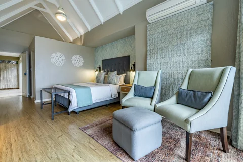 Luxury Rooms | Loerie's Call Guest House