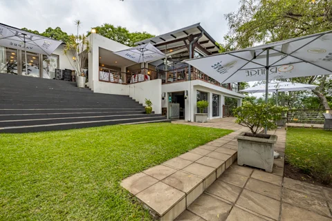 Orange Restaurant | Loerie's Call Guest House & Francolin Lodge